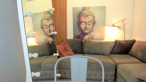 Alisson online show from 10-24-25, 07:43