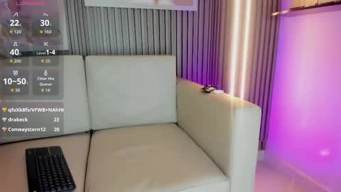 Snapshot of ailee_naughty chatting on 10-31-25, 08:48 online show from 10-31-25, 08:48