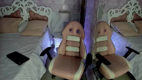 Snapshot of ailee_naughty chatting on 11-26-25, 02:23 online show from 11-26-25, 02:23