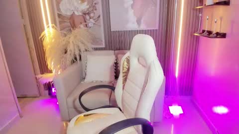   online show from 01-10-26, 02:24