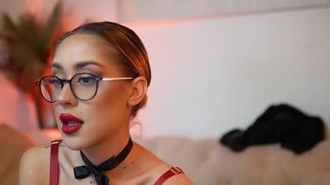 Snapshot of aileenaxa chatting on 11-27-25, 08:55 Aileen online show from 11-27-25, 08:55