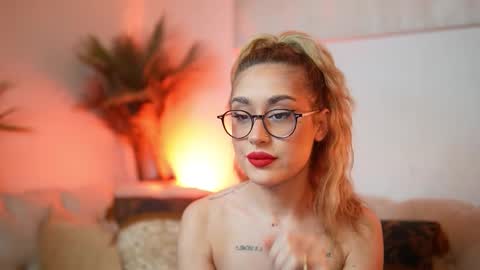 Snapshot of aileenaxa chatting on 01-15-26, 08:56 Aileen online show from 01-15-26, 08:56