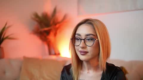 Snapshot of aileenaxa chatting on 02-05-26, 09:08 Aileen online show from 02-05-26, 09:08