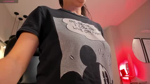 Snapshot of aileenvega chatting on 12-26-24, 07:05 AILEEN VEGA online show from 12-26-24, 07:05