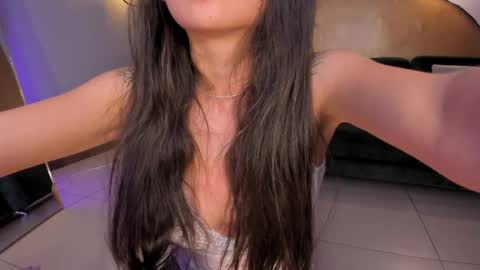 Snapshot of aileenvega chatting on 02-19-25, 01:51 AILEEN VEGA online show from 02-19-25, 01:51