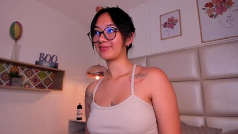 Aily Yozuko online show from 01-28-25, 10:34