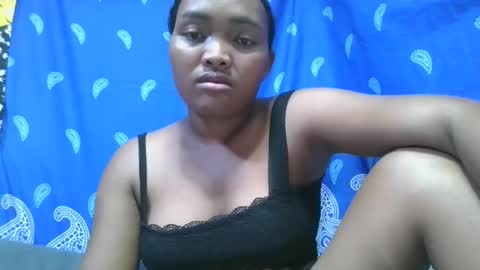 Snapshot of aimealdy chatting on 10-11-25, 08:07 aimealdy online show from 10-11-25, 08:07