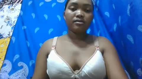 Snapshot of aimealdy chatting on 02-19-26, 08:43 aimealdy online show from 02-19-26, 08:43