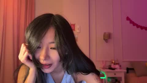 Aime  online show from 02-19-26, 06:42