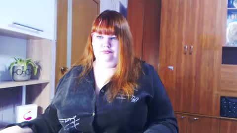 Snapshot of aimeerosebud chatting on 12-18-25, 10:10 AimeeRosebud online show from 12-18-25, 10:10