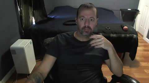 Snapshot of airbornelunsford39 chatting on 12-07-24, 07:10 Daddy online show from 12-07-24, 07:10