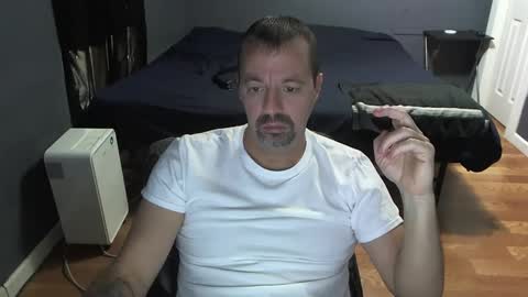 Snapshot of airbornelunsford39 chatting on 01-26-25, 07:20 Daddy online show from 01-26-25, 07:20