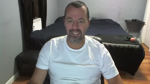 Snapshot of airbornelunsford39 chatting on 10-09-25, 11:14 Daddy online show from 10-09-25, 11:14