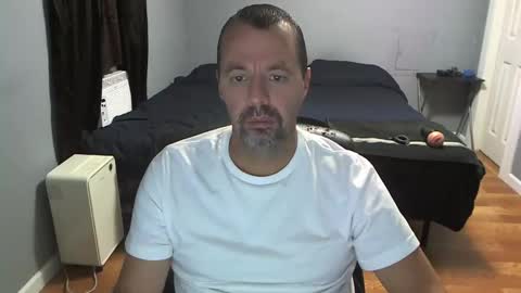 Snapshot of airbornelunsford39 chatting on 10-18-25, 10:10 Daddy online show from 10-18-25, 10:10