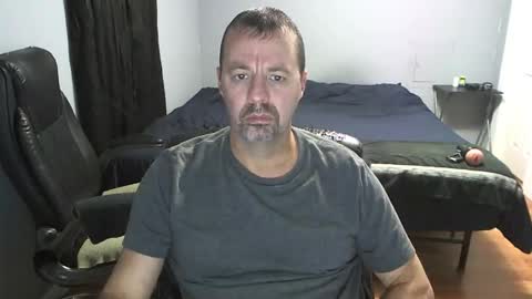 Snapshot of airbornelunsford39 chatting on 01-06-26, 12:14 Daddy online show from 01-06-26, 12:14