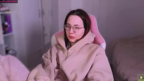 Snapshot of airyhill chatting on 01-06-26, 12:09 airyhill online show from 01-06-26, 12:09