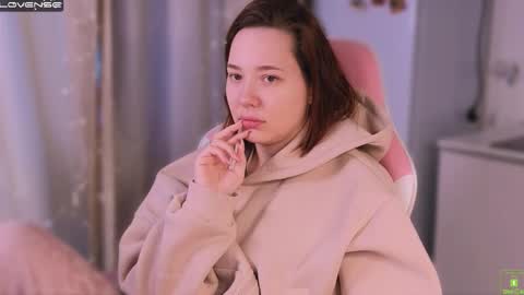 Snapshot of airyhill chatting on 02-01-26, 12:26 airyhill online show from 02-01-26, 12:26