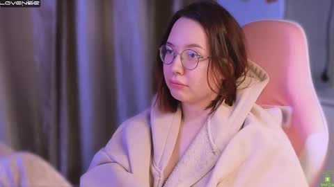 Snapshot of airyhill chatting on 02-02-26, 12:31 airyhill online show from 02-02-26, 12:31