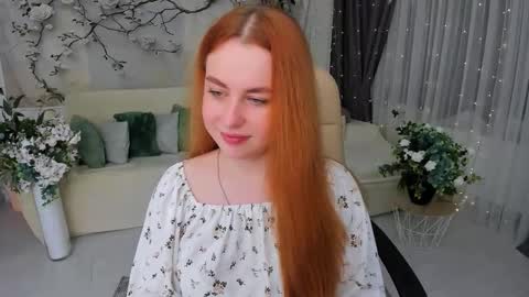 Snapshot of airysilhouette chatting on 11-20-25, 04:12 Louise online show from 11-20-25, 04:12