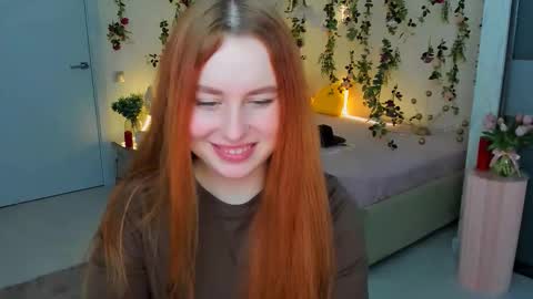 Snapshot of airysilhouette chatting on 02-03-26, 06:22 Louise online show from 02-03-26, 06:22