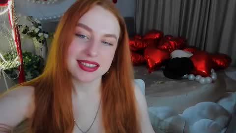 Snapshot of airysilhouette chatting on 02-19-26, 04:41 Louise online show from 02-19-26, 04:41