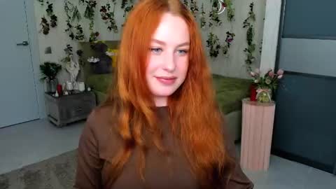Snapshot of airysilhouette chatting on 06-20-26, 04:10 Louise online show from 06-20-26, 04:10