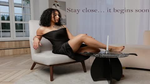 Aisha online show from 04-12-26, 06:07