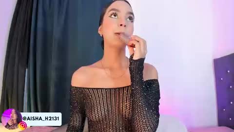 Aisha online show from 06-18-26, 12:44