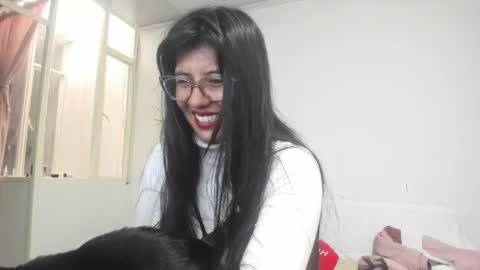 Snapshot of aisha_latina chatting on 02-23-26, 04:15 Katie online show from 02-23-26, 04:15