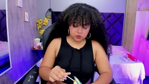 Aisha  online show from 11-12-25, 09:03