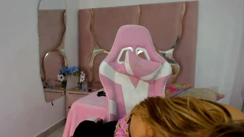 aisha_violeht online show from 04-07-26, 12:38