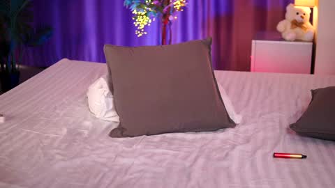 Snapshot of aishaaya chatting on 02-03-25, 12:36 Lora online show from 02-03-25, 12:36