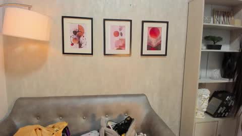 AishaValcazar online show from 12-16-25, 10:15