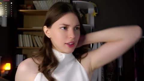 Aliza online show from 10-24-25, 01:03