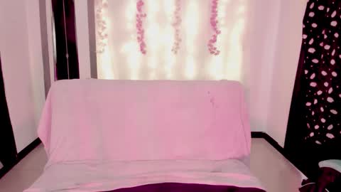 Snapshot of aissen__star chatting on 03-03-26, 04:35 Mar online show from 03-03-26, 04:35