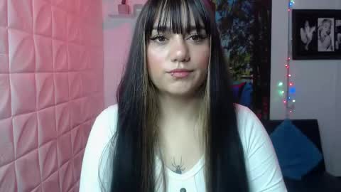 Aitana online show from 12-19-24, 02:13
