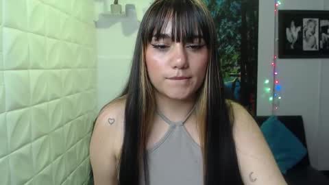 Aitana online show from 12-19-24, 08:34