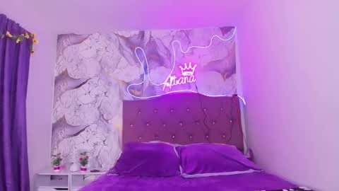 aitana_star1 online show from 03-26-26, 08:25
