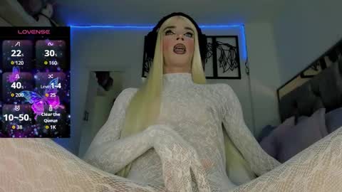 Snapshot of aiunii_jd chatting on 02-01-26, 06:28 aiunii online show from 02-01-26, 06:28