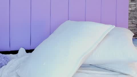 Snapshot of aixa_hill1 chatting on 02-17-25, 08:36 online show from 02-17-25, 08:36