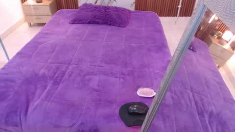 AIXA  online show from 10-03-25, 12:24