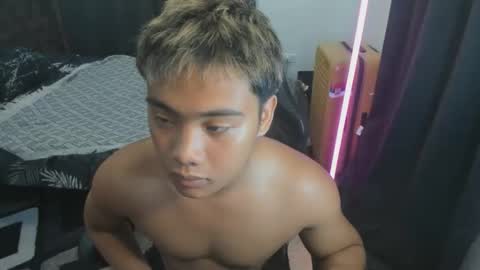 aizawa194624 online show from 05-01-26, 02:43