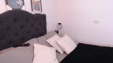 Snapshot of aizen_myo chatting on 12-22-25, 05:21 Aizen My- online show from 12-22-25, 05:21