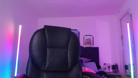 Snapshot of aizen_myo chatting on 01-08-26, 05:04 Aizen My- online show from 01-08-26, 05:04