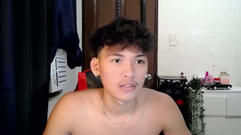 aj_daksxx online show from 07-28-26, 05:03