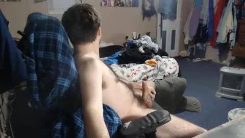 Snapshot of akabutt chatting on 02-09-26, 01:31 Alec online show from 02-09-26, 01:31