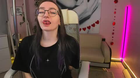 akaheby online show from 03-11-25, 12:06