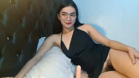 akamamiki25 online show from 06-16-26, 11:24