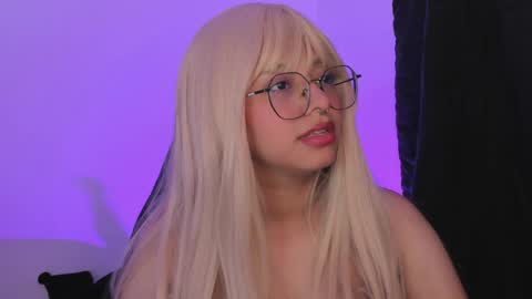 Akari online show from 04-20-26, 06:53