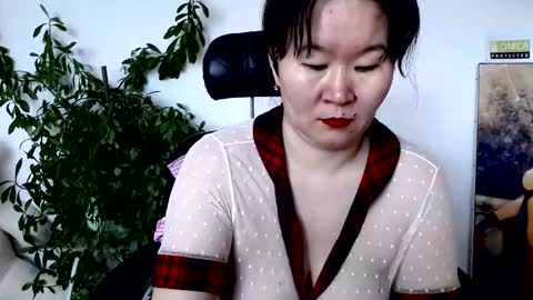 Snapshot of akira_xx chatting on 05-25-26, 01:44 Akira online show from 05-25-26, 01:44